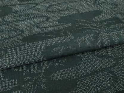 平和屋着物●結城紬　80亀甲　エ霞草花文　正絹　逸品　AABI8833ck