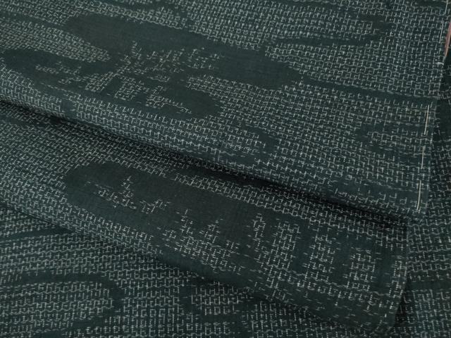 平和屋着物●結城紬　80亀甲　エ霞草花文　正絹　逸品　AABI8833ck