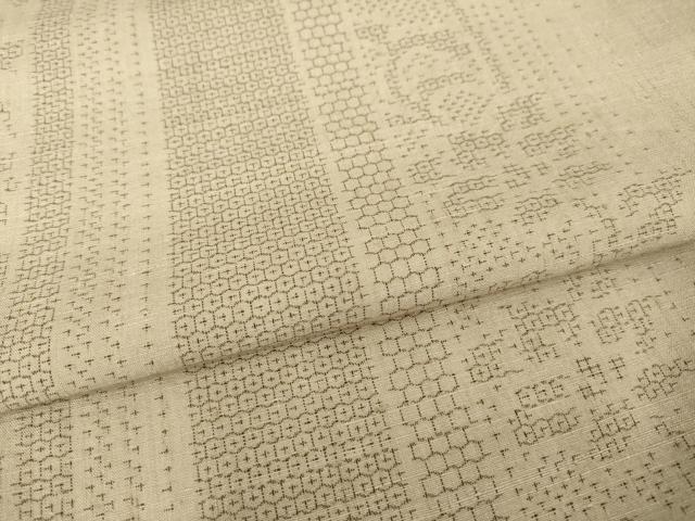 平和屋着物●結城紬　80亀甲　唐草間道　正絹　逸品　AABI8834ck