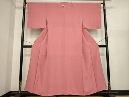 平和屋着物●上質な色無地　甚三紅色　正絹　逸品　未使用　AABI8836ck