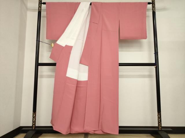 平和屋着物●上質な色無地　甚三紅色　正絹　逸品　未使用　AABI8836ck