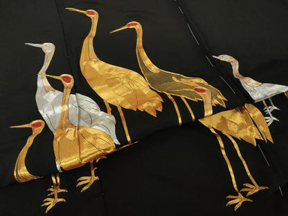 平和屋着物●豪華黒留袖　駒刺繍　総刺繍　中国三大刺繍　相良刺繍　群れ鶴文　仮絵羽　正絹　逸品　未使用　AABI8847ck