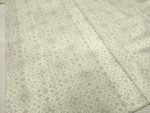 平和屋着物●本場大島紬　白大島　花菱文　正絹　逸品　AABI8850ck