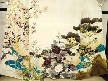 平和屋着物●希少　工芸染匠　成謙　訪問着　刺繍　桜に松四季草花　金彩　正絹　逸品　AABI8860ck