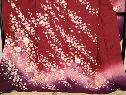 平和屋着物●豪華振袖　刺繍　舞桜　暈し染め　金糸　金通し地　ロング丈　正絹　逸品　AABI8879ck