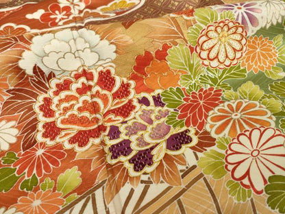 平和屋着物●豪華振袖　駒刺繍　吉祥花文　金彩　正絹　逸品　AABI8880ck