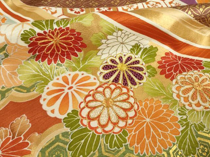 平和屋着物●豪華振袖　駒刺繍　吉祥花文　金彩　正絹　逸品　AABI8880ck