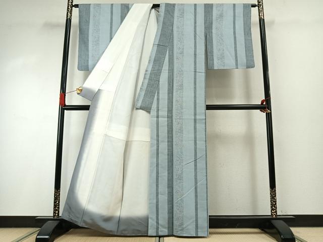 平和屋着物●本場結城紬　重要無形文化財　100亀甲　草花間道　正絹　逸品　AABI8890fy