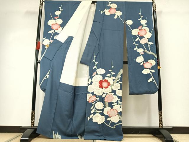 平和屋着物●豪華振袖　駒刺繍　枝花文　金彩　正絹　逸品　AABI8910fy