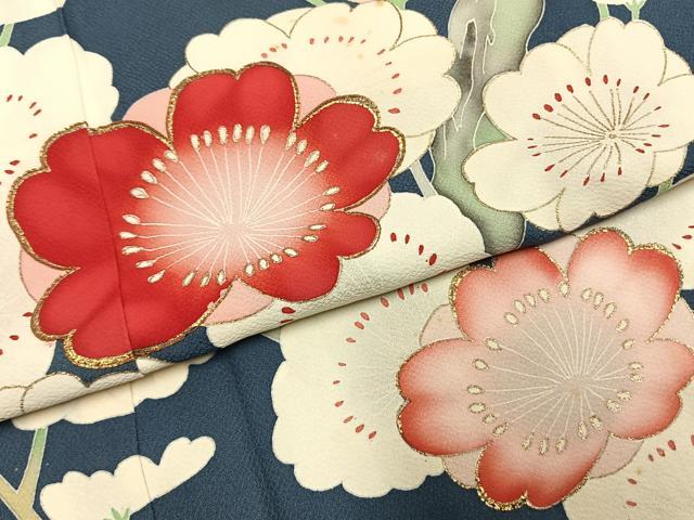 平和屋着物●豪華振袖　駒刺繍　枝花文　金彩　正絹　逸品　AABI8910fy