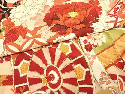 平和屋本店●アンティーク　大正ロマン　振袖　駒刺繍　御所車花文　黒地　金彩　正絹　逸品　AABI8925fy