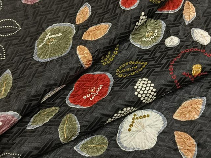 平和屋着物●上質な小紋 絞り 草花文 黒地 金彩 ゑり善扱い 正絹 逸品 AABI8969fy
