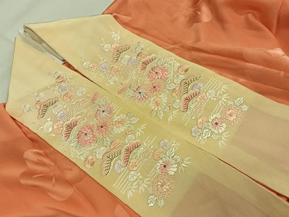 平和屋着物●振袖用長襦袢 無双仕立て 舞花地紋 黄丹色 半衿刺繍 正絹 逸品 AABI8977fy