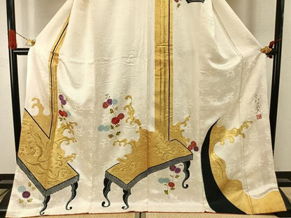 平和屋着物●皇室デザイナー　中村乃武夫　訪問着　刺繍　草花文　金彩　ロング丈　正絹　逸品　AABI9041fy