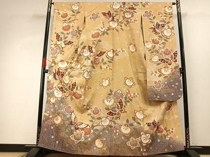 平和屋着物●豪華振袖　駒刺繍　花蝶文　暈し染め　金彩　正絹　逸品　AABI9054fy