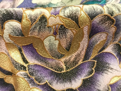 平和屋着物●豪華振袖　草花文　暈し染め　金銀彩　銀通し地　正絹　逸品　AABI9058fy