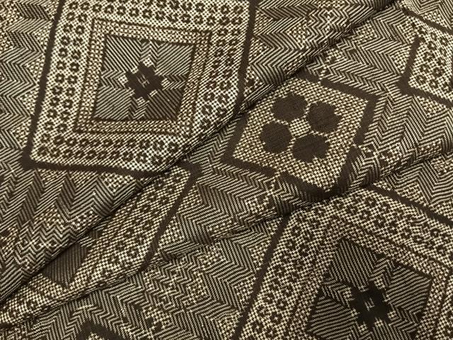 平和屋着物●本場大島紬　龍郷絣　正絹　逸品　AABI9061fy