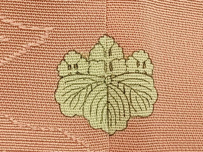 平和屋着物●上質な色無地　草花地紋　珊瑚色　正絹　逸品　AABI9077fy