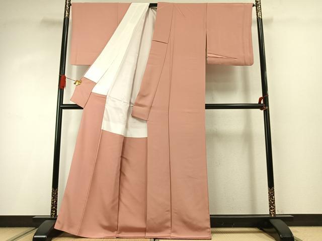 平和屋着物●加賀友禅の巨匠　初代　由水十久監修　色無地　珊瑚色　正絹　逸品　AABI9117fy