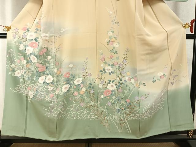 平和屋着物●訪問着　友禅　作家物　草花文　暈し染め　正絹　逸品　AABI9172fy