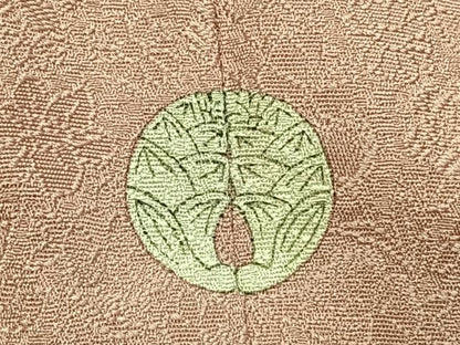 平和屋着物●上質な色無地　草花地紋　薄柿色　正絹　逸品　AABI9197fy
