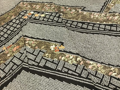 平和屋着物●訪問着　駒刺繍　絞り　草花文　黒地　金糸　金彩　正絹　逸品　未使用　AABI9198fy