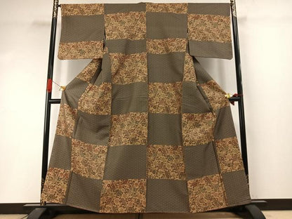 平和屋着物●お召　市松花唐草文　正絹　逸品　未使用　AABI9202fy