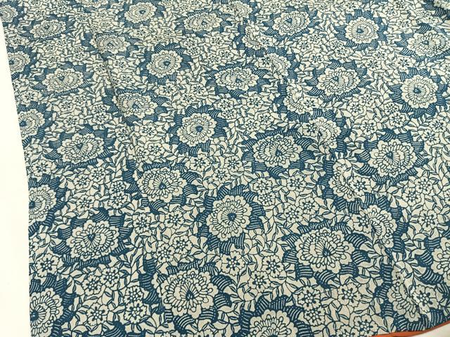 平和屋着物●上質な小紋　藍　型染め　更紗花文　正絹　逸品　AABI9204fy