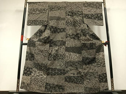 平和屋着物●本場大島紬　カタス9マルキ　横段花文　正絹　逸品　AABI9214fy