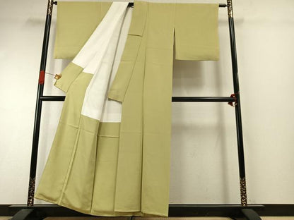 平和屋着物●上質な色無地　枯草色　正絹　逸品　AABI9232fy