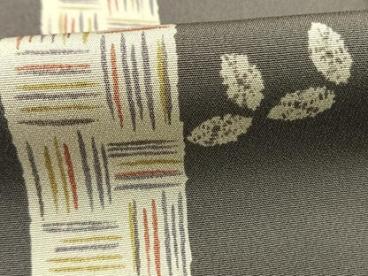 平和屋着物●上質な小紋　舞葉間道　蛍暈し　正絹　逸品　AABI9267fy
