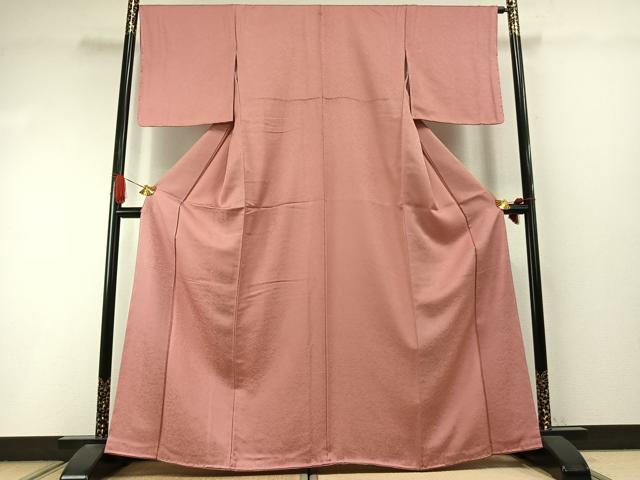 平和屋着物●上質な色無地　霞地紋　紅梅色　正絹　逸品　未使用　AABI9306fy