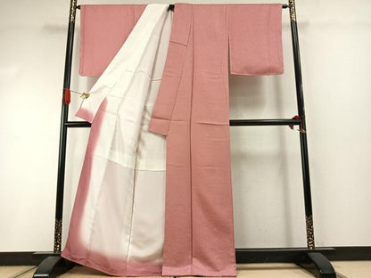 平和屋着物●上質な色無地　霞地紋　紅梅色　正絹　逸品　未使用　AABI9306fy