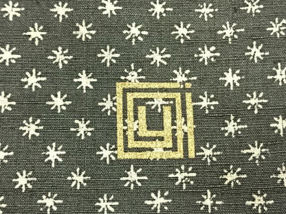 平和屋着物●ファッションデザイナー　稲葉賀恵　小紋　紬地　幾何学文様　正絹　逸品　AABI9312fy