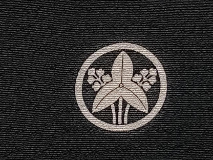 平和屋着物●金彩友禅　卓越技能者・名工・和田光正　黒留袖　松竹梅　御所車花文　金銀彩　正絹　逸品　AABI9320fy