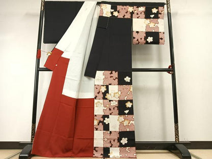 平和屋着物●訪問着　駒刺繍　市松桜文様　黒地　金彩　西武百貨店扱い　正絹　逸品　未使用　AABI9345fy