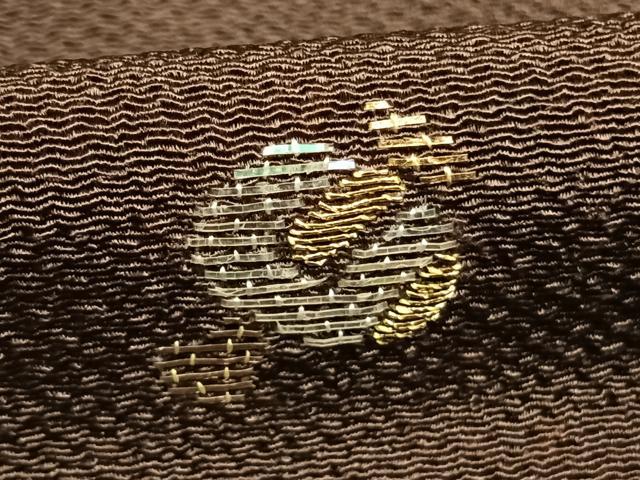 平和屋着物●上質な小紋　竹屋町刺繍　宝尽くし文様　金銀糸　鬼しぼ縮緬　正絹　逸品　AABI9348fy