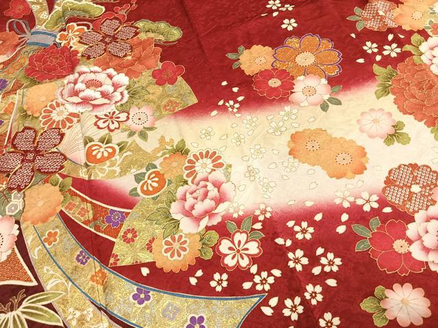 平和屋着物●豪華振袖　駒刺繍　絞り　草花文　暈し染め　金銀彩　京都きもの友禅扱い　正絹　逸品　AABI9368fy