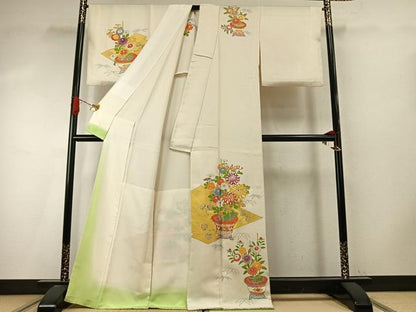 平和屋着物●訪問着　駒刺繍　草花文　金彩　胴抜き仕立て　正絹　逸品　AABI9375fy