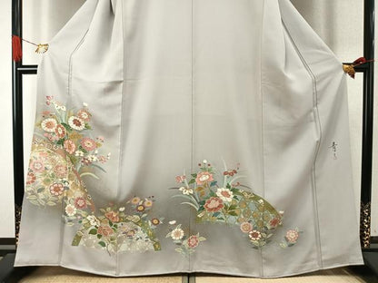 平和屋着物●友禅作家の巨匠　浅井青仁　色留袖　駒刺繍　草花文　暈し染め　金銀彩　正絹　逸品　AABI9385fy