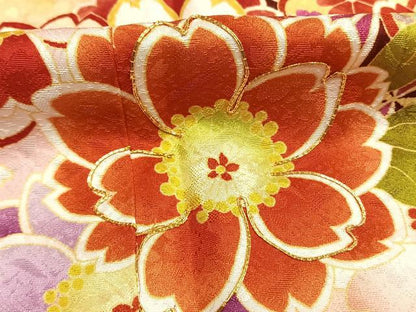 平和屋着物●豪華振袖　駒刺繍　草花文　暈し染め　正絹　逸品　AABI9393fy