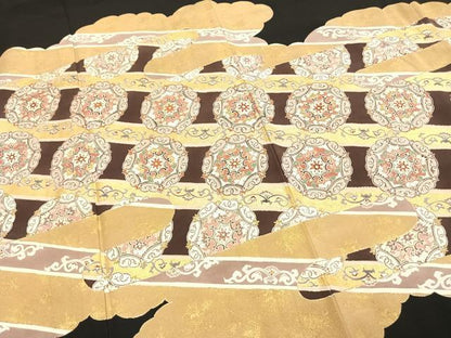 平和屋着物●豪華黒留袖　駒刺繍　吉祥花文　金彩　正絹　逸品　AABI9426fy
