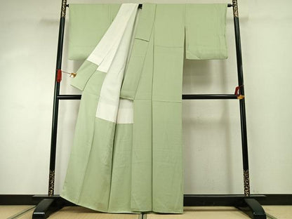 平和屋着物●本加賀友禅作家　毎田仁郎監修　色無地　草花地紋　若芽色　正絹　逸品　AABI9462fy