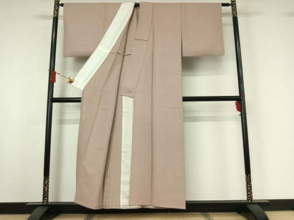 平和屋着物▽上質な色無地　単衣　作家物　草木染　灰桜色　正絹　逸品　AABI9568jh