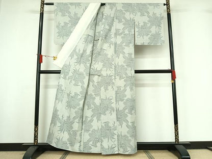 平和屋着物▽本場結城紬　重要無形文化財　単衣　100亀甲　草花文　藍白色地　正絹　逸品　AABI9626jh