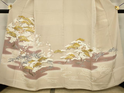 平和屋着物●創業460年・千總　色留袖　駒刺繍　松竹梅流水文　金彩　正絹　逸品　AABI9652ck