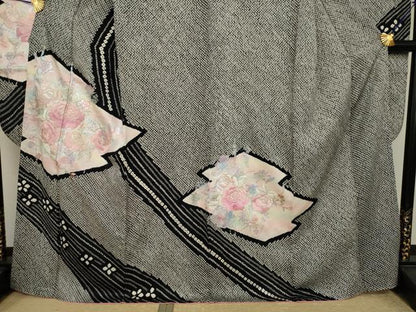 平和屋着物●豪華振袖　総絞り　刺繍　松皮菱花文　黒地　銀糸　やまと誂製　正絹　逸品　AABI9662ck