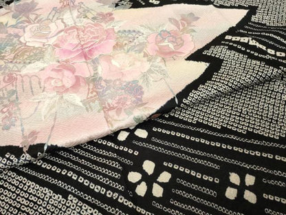 平和屋着物●豪華振袖　総絞り　刺繍　松皮菱花文　黒地　銀糸　やまと誂製　正絹　逸品　AABI9662ck