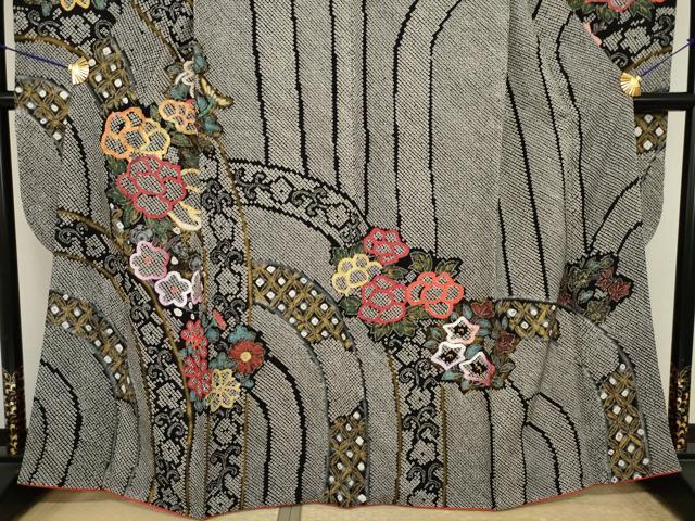 平和屋着物●豪華振袖　総絞り　立波花文　黒地　金彩　正絹　逸品　AABI9665ck