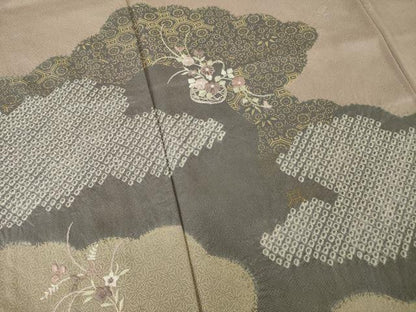平和屋着物●訪問着　駒刺繍　絞り　雲重ね花篭文　金彩　正絹　逸品　未使用　AABI9672ck